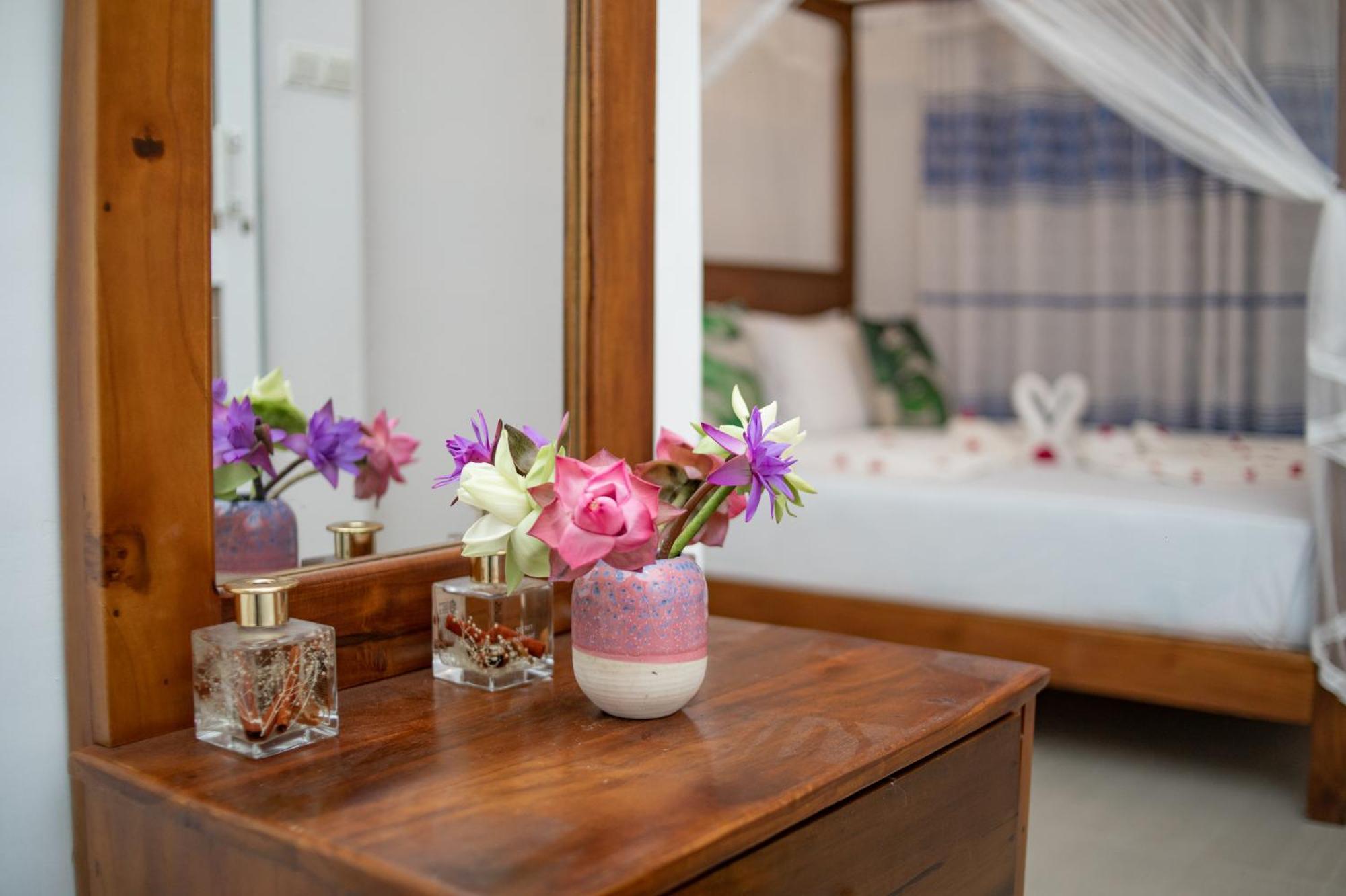 Jk House Turtle Point Otel Dikwella Dış mekan fotoğraf